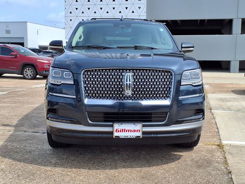 Used 2024 Lincoln Navigator Premiere AWD/4WD image 25