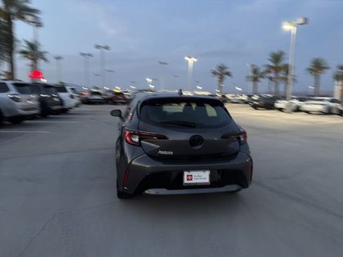 Certified 2025 Toyota Corolla SE FWD image 6