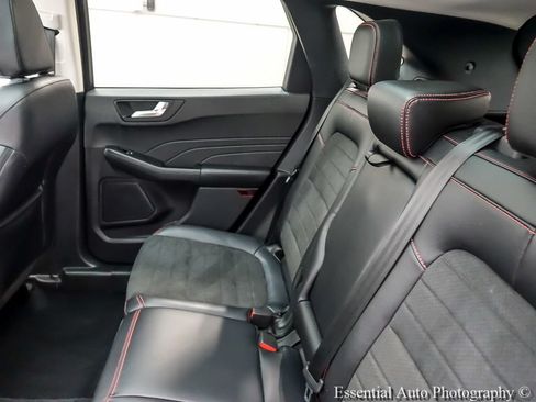Certified 2022 Ford Escape SEL w/ SEL Stealth AWD Package image 13