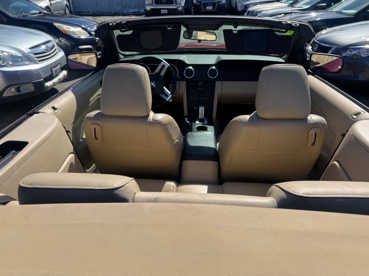 Used 2006 Ford Mustang Convertible RWD image 7
