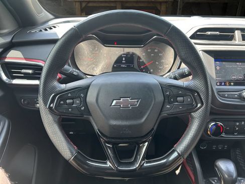 Used 2022 Chevrolet TrailBlazer RS FWD image 20
