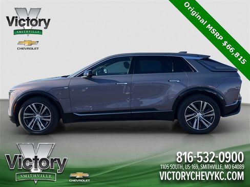 Used 2024 Cadillac Lyriq Luxury image 3