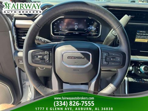 Used 2024 GMC Sierra 2500 Denali Ultimate AWD/4WD image 18