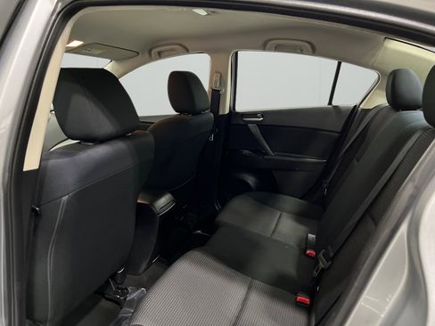 Used 2013 MAZDA MAZDA3 i SV image 23
