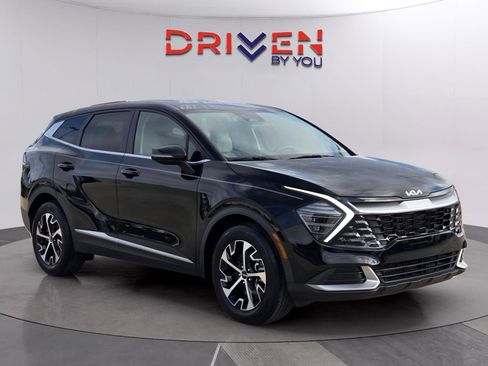 Used 2024 Kia Sportage EX image 7