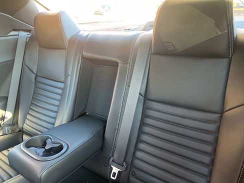 Used 2013 Dodge Challenger R/T image 23