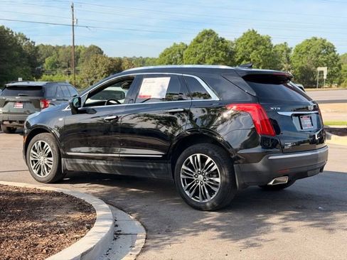 Used 2017 Cadillac XT5 Premium Luxury AWD/4WD image 9