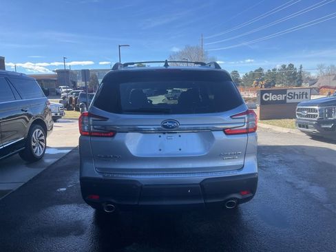 Used 2023 Subaru Ascent Limited w/ Technology Package image 4