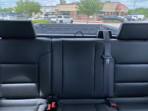 Used 2017 GMC Sierra 1500 SLT w/ All-Terrain Package AWD/4WD image 25