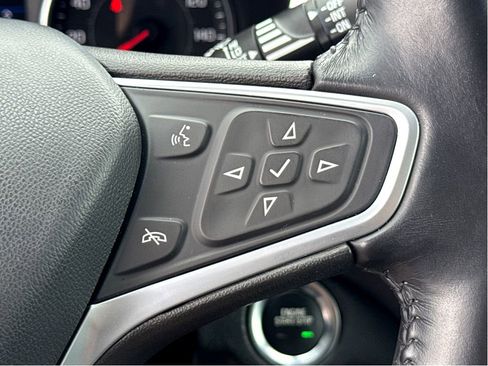 Used 2022 Chevrolet Equinox LT image 16