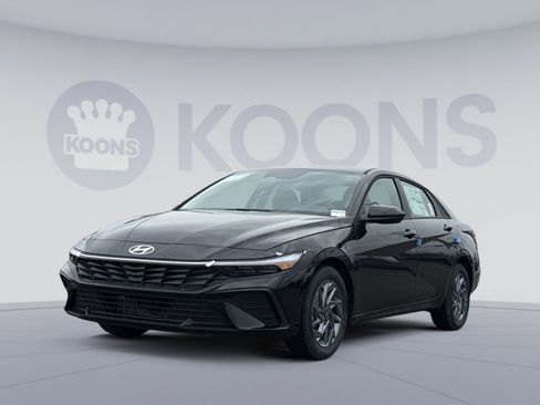 New 2026 Hyundai Elantra Blue image 1