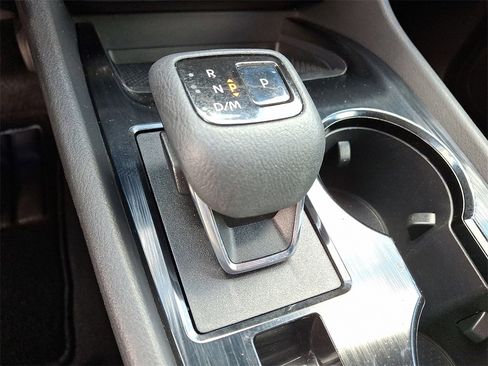 Used 2021 Nissan Rogue S image 14