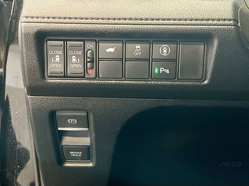 Used 2024 Honda Odyssey Elite image 10