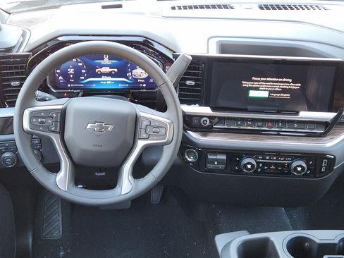 New 2026 Chevrolet Silverado 2500 LT w/ Trail Boss Package image 27