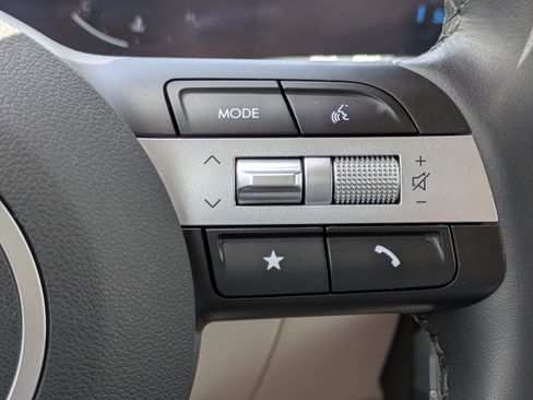 Used 2025 Hyundai Tucson SEL FWD image 23