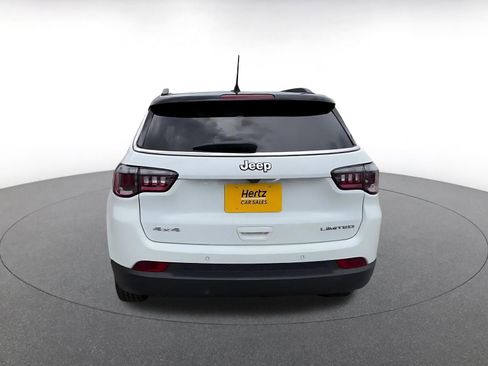 Used 2025 Jeep Compass Limited AWD/4WD image 12