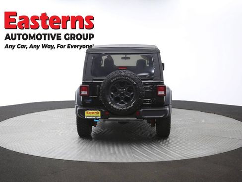 Used 2023 Jeep Wrangler Unlimited w/ Cold Weather Group AWD/4WD image 40