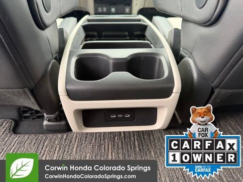 Used 2025 Honda Odyssey Elite image 25