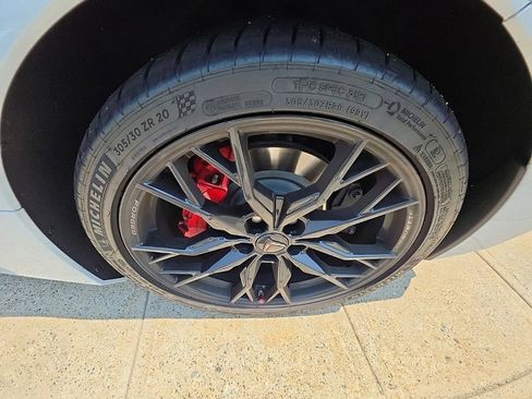 Used 2024 Chevrolet Corvette Stingray Preferred Cpe w/ Z51 Performance Package RWD image 29