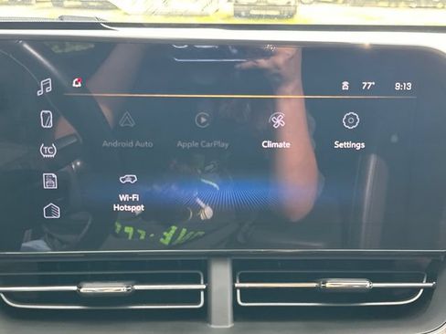Certified 2024 Chevrolet Trax LT w/ Sunroof Package FWD image 30