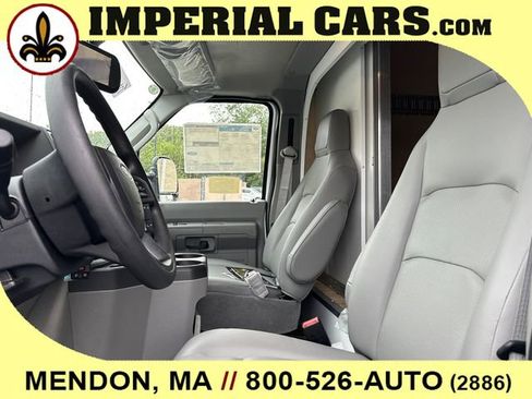 New 2026 Ford E-350 and Econoline 350 Super Duty w/ Power Equipment Group image 28