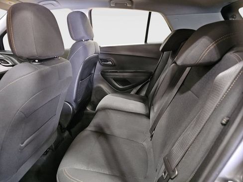 Used 2020 Chevrolet Trax LS w/ Tint and Cruise Package FWD image 19