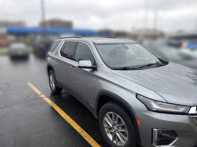 Used 2023 Chevrolet Traverse LT AWD/4WD image 38