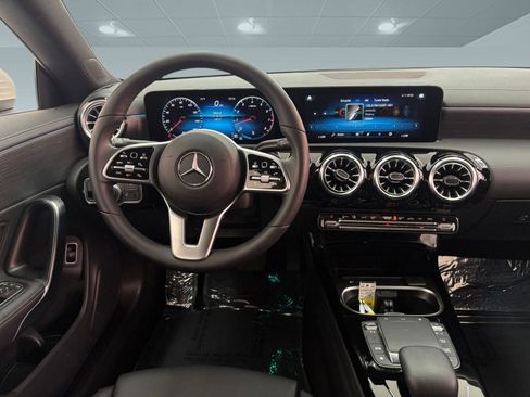 Used 2022 Mercedes-Benz CLA 250 image 26