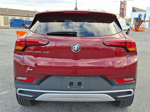 Used 2023 Buick Encore GX Select image 5