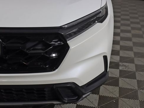 Used 2025 Honda CR-V Sport image 14