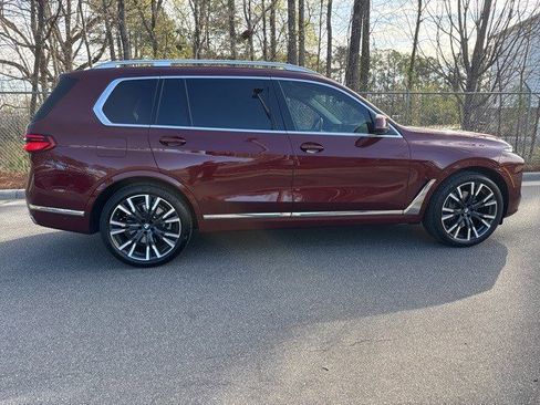 Certified 2025 BMW X7 xDrive40i image 11