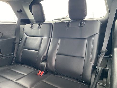 Certified 2023 Ford Explorer XLT w/ Equipment Group 202A image 20