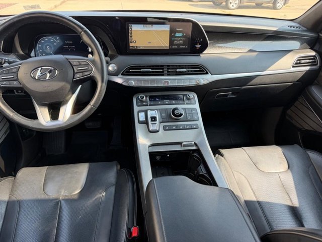 Used 2021 Hyundai Palisade Calligraphy w/ Winter Package FWD image 12