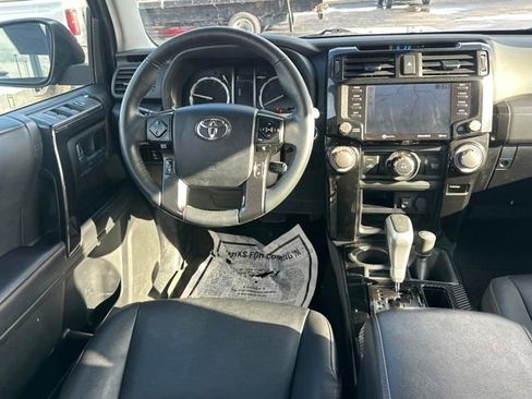Used 2022 Toyota 4Runner TRD Off-Road Premium image 19