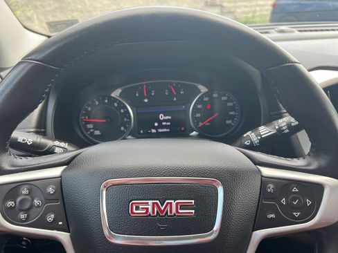 Used 2022 GMC Terrain SLT image 14