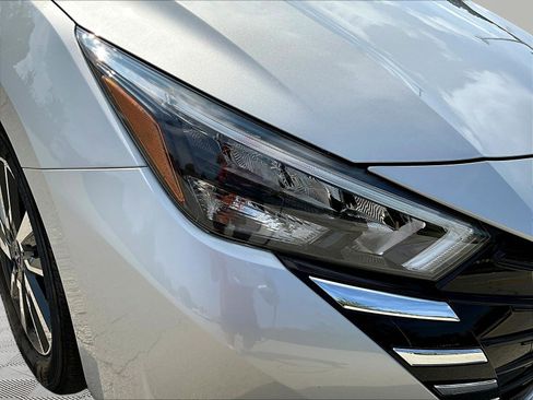 Used 2025 Nissan Versa S w/ S Plus Package FWD image 31