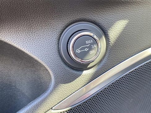 Used 2022 Buick Enclave Essence w/ Experience Buick Package image 18