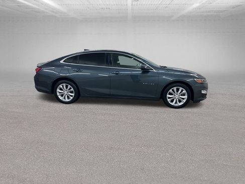 Used 2019 Chevrolet Malibu LT image 14