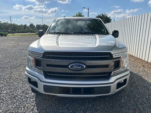 Used 2018 Ford F150 XLT w/ Equipment Group 302A Luxury AWD/4WD image 8