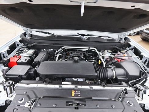 New 2026 GMC Canyon Elevation w/ Convenience Package image 30