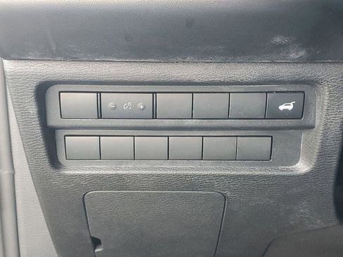 Used 2024 Mitsubishi Outlander SE AWD/4WD image 8