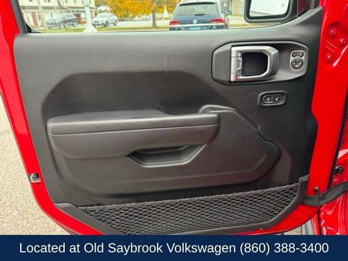 Used 2022 Jeep Wrangler Willys image 13