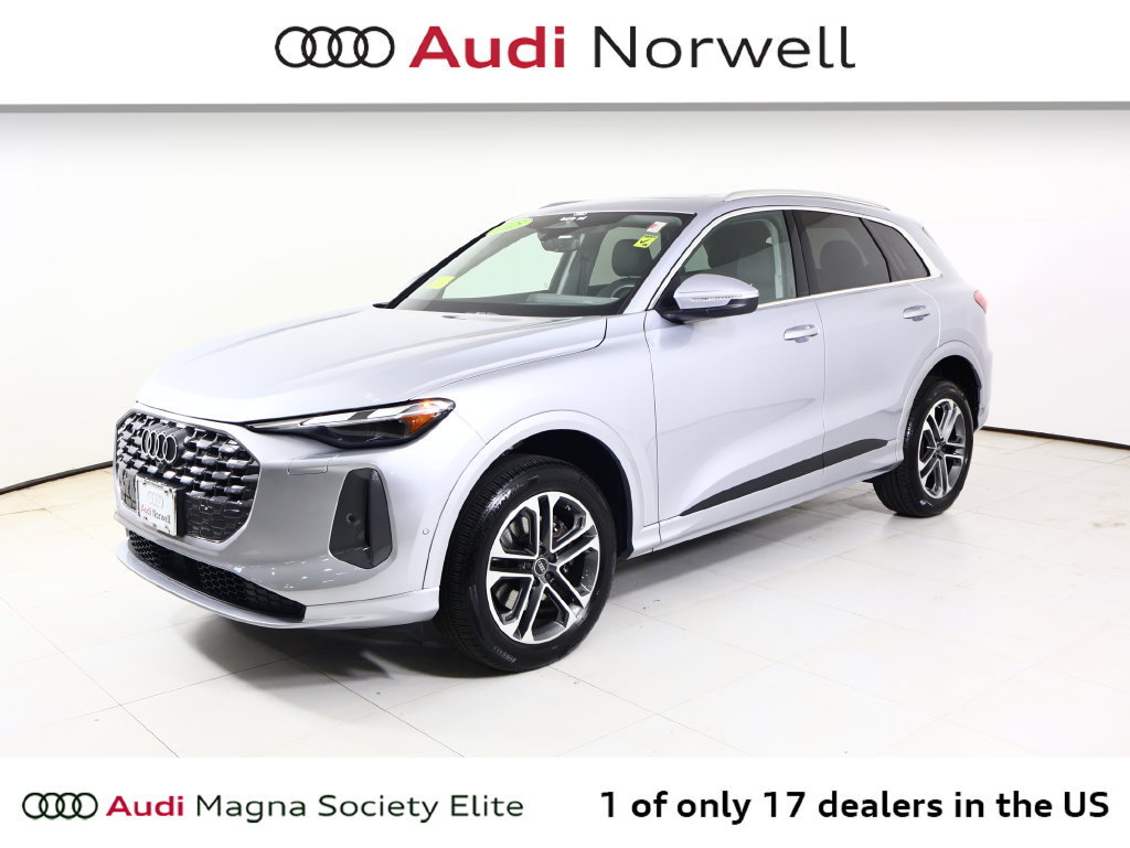 Used 2025 Audi Q5 Premium w/ Convenience Package AWD/4WD image 11