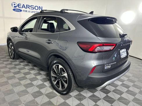 Used 2023 Ford Escape Platinum AWD/4WD image 10