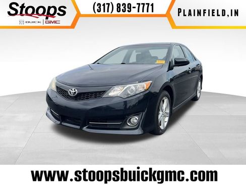 Used 2014 Toyota Camry SE w/ Protection Package FWD image 1