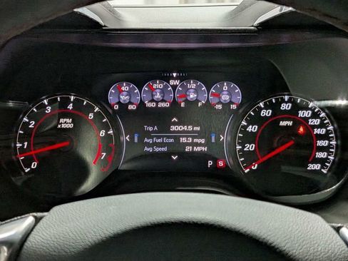 Used 2019 Chevrolet Camaro ZL1 RWD image 16