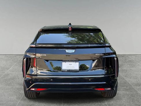 Used 2024 Cadillac Lyriq Tech w/ LPO, Floor Liner Package AWD/4WD image 11