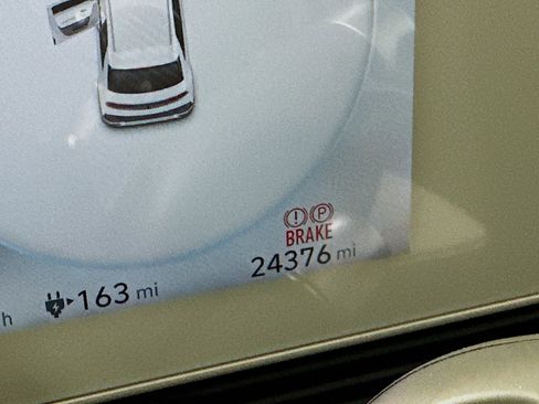 Used 2024 Hyundai Ioniq 5 SE image 19