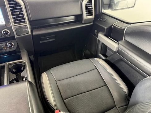 Used 2018 Ford F150 Raptor w/ Equipment Group 802A Luxury AWD/4WD image 23