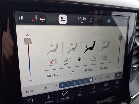 Used 2022 RAM 2500 Laramie image 8